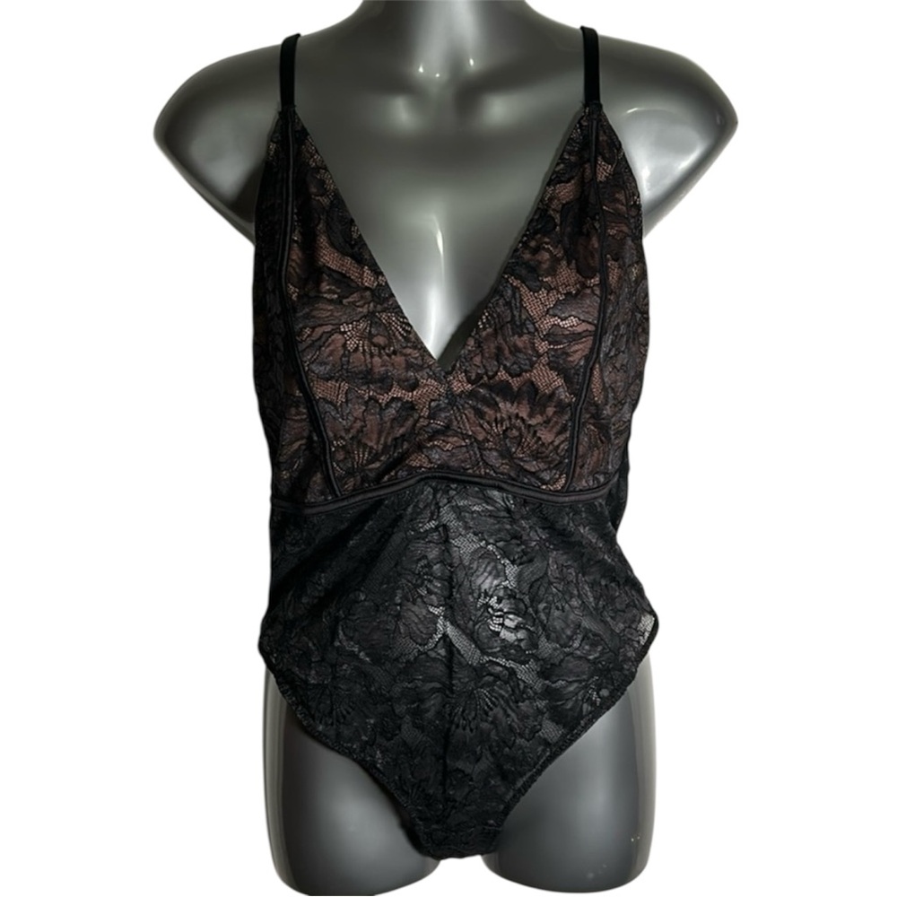 Auden Pink & Black Lace Bodysuit Large